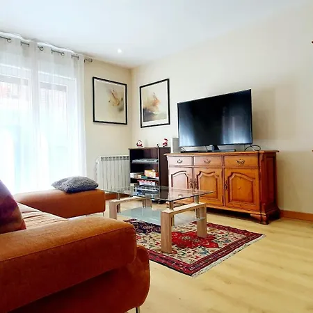 Despertar En Leon, Al Lado De La Catedral