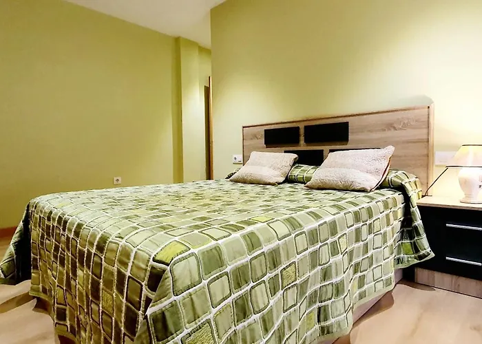 Despertar En Leon, Al Lado De La Catedral León